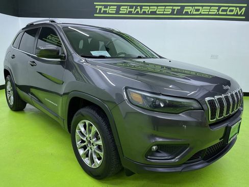 Used 2021 Jeep Cherokee Latitude Lux w/ Sun & Sound Group image 2