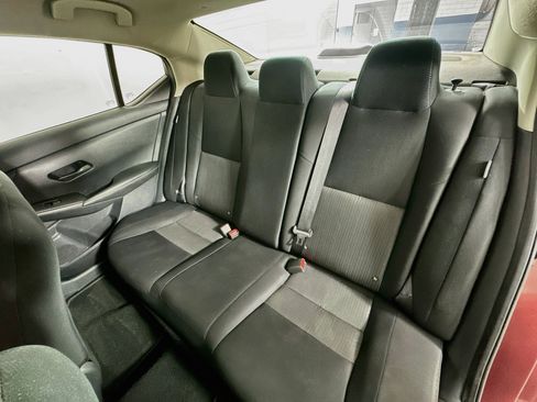 Used 2024 Nissan Sentra SV FWD image 22