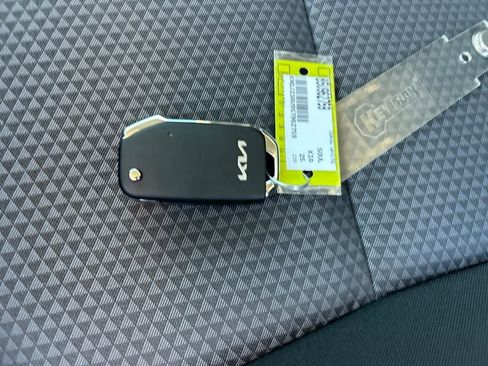 New 2025 Kia Soul LX w/ LX Technology Package image 30