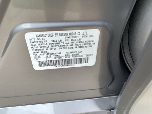 Used 2013 INFINITI M37 w/ Premium Pkg RWD image 36