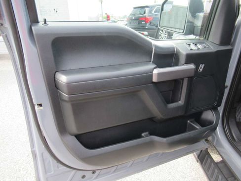 Used 2020 Ford F150 XLT w/ Equipment Group 302A Luxury AWD/4WD image 24