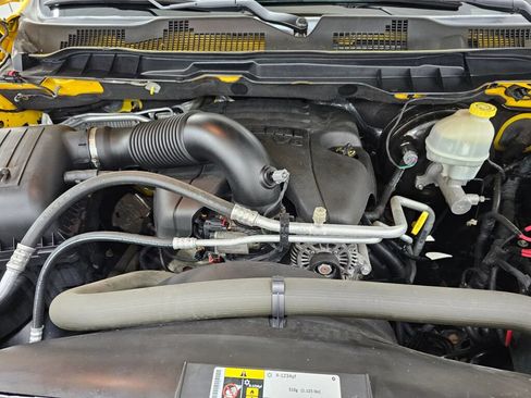 Used 2016 RAM 1500 Sport w/ Stinger Yellow Sport Package AWD/4WD image 32