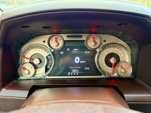 Used 2017 RAM 1500 Laramie Longhorn image 28