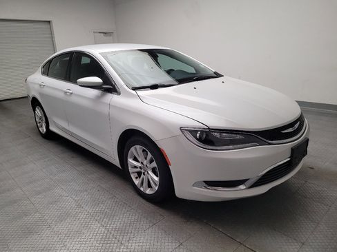 Used 2015 Chrysler 200 Limited w/ Convenience Group FWD image 13