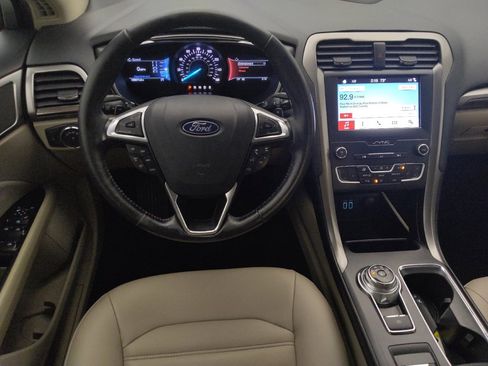 Used 2019 Ford Fusion SEL image 22
