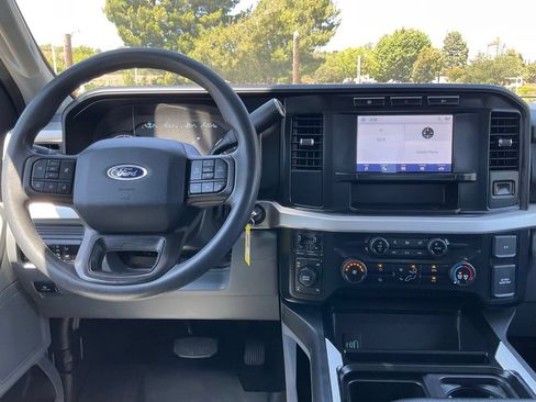 Used 2023 Ford F250 XLT AWD/4WD image 33