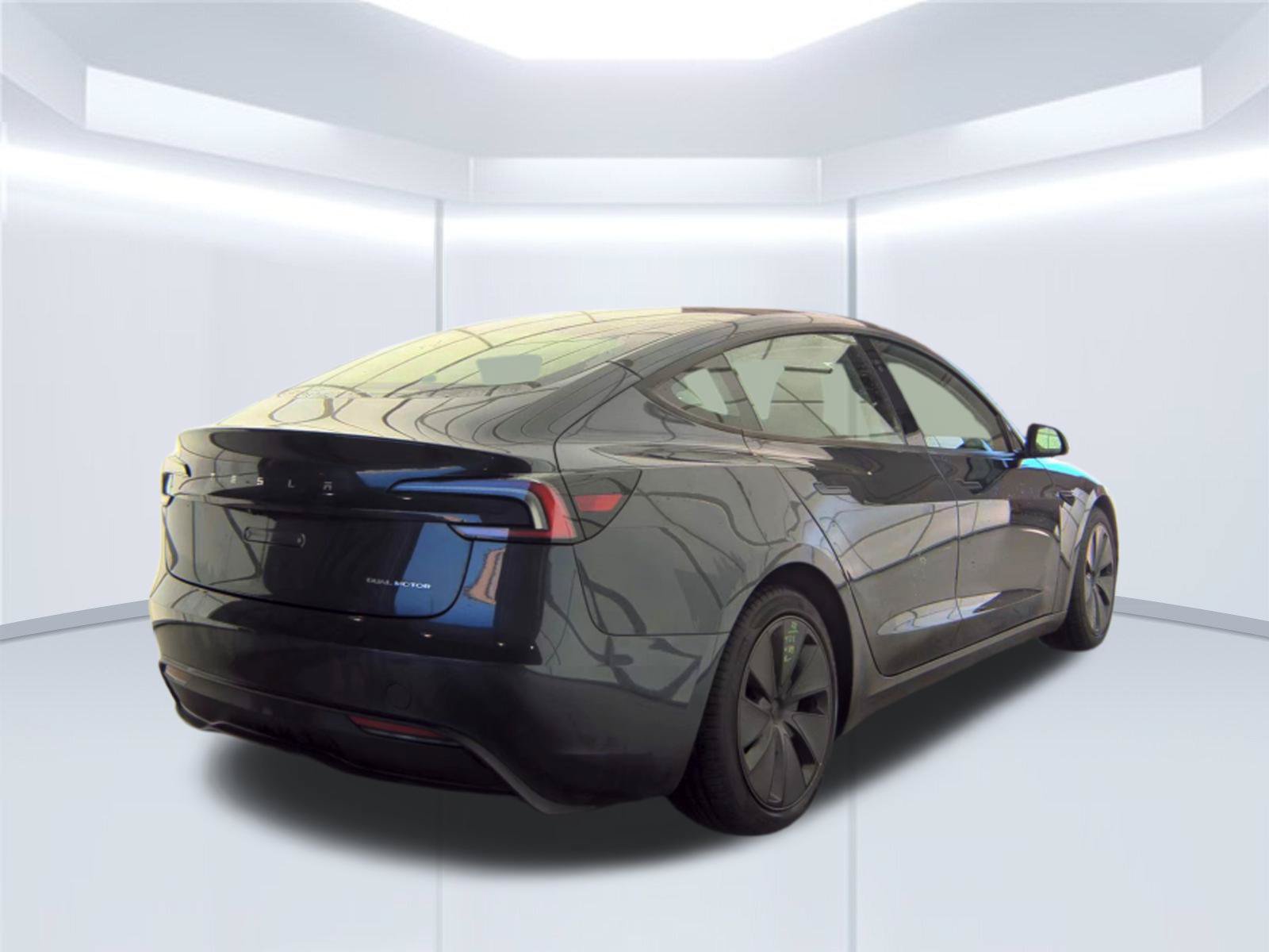 Used 2024 Tesla Model 3 Long Range AWD/4WD image 3