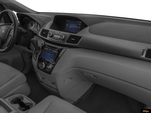 Used 2017 Honda Odyssey SE image 5