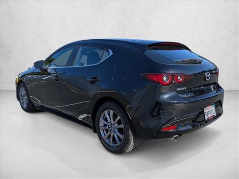 Used 2022 MAZDA MAZDA3 s FWD image 7