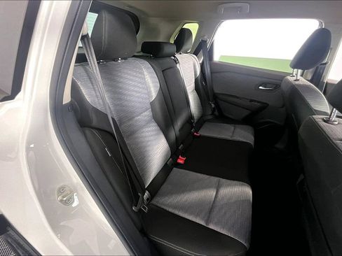 Used 2023 Nissan Rogue SV AWD/4WD image 26