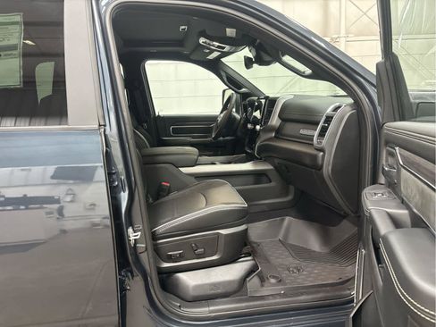 New 2026 RAM 2500 Laramie w/ Sport Appearance Package AWD/4WD image 42