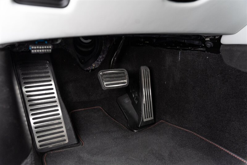 Used 2023 Chevrolet Corvette Z06 RWD image 93