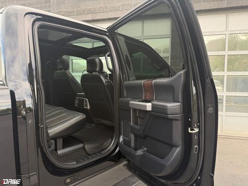 Used 2017 Ford F350 Platinum w/ Platinum Ultimate Package image 27