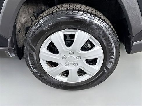 Certified 2020 Toyota RAV4 LE image 28