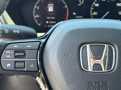 Used 2024 Honda CR-V EX-L image 19