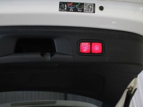 Used 2022 Mercedes-Benz GLE 350 4MATIC image 34