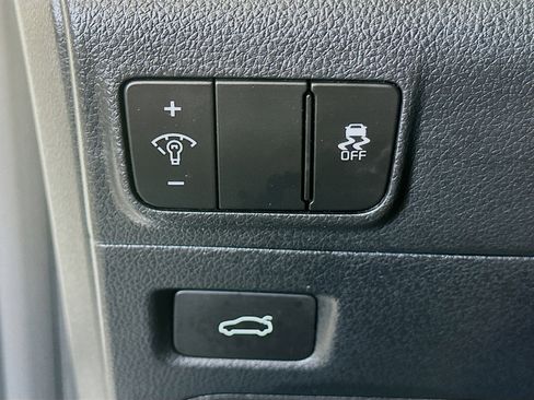 Used 2025 Kia K5 LXS image 17