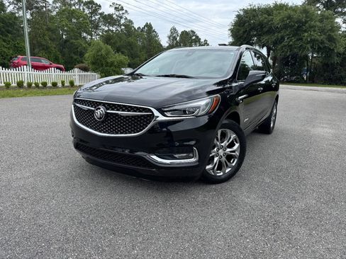 Used 2018 Buick Enclave Avenir AWD/4WD image 31
