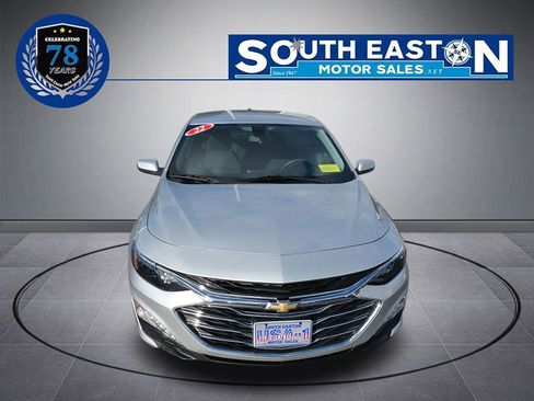 Used 2022 Chevrolet Malibu LT image 3
