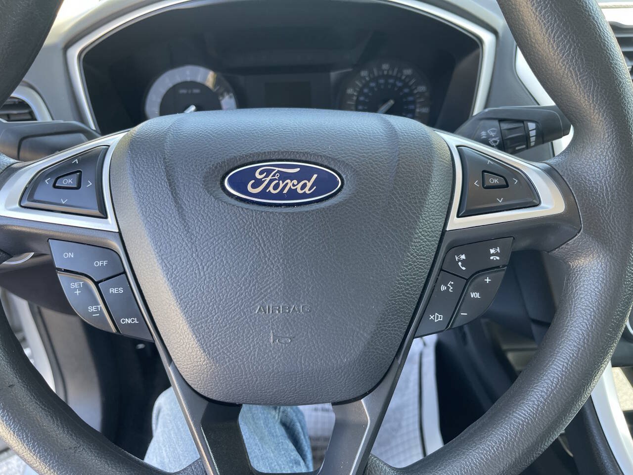 Used 2015 Ford Fusion S FWD image 21