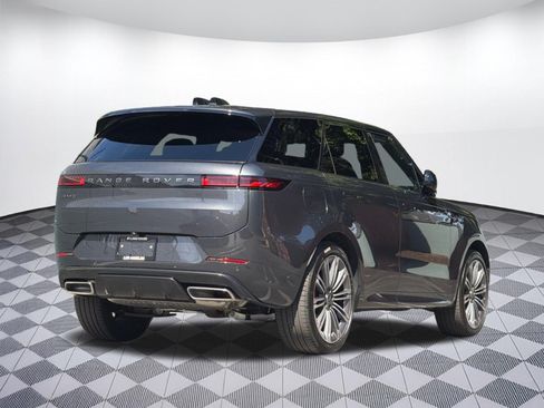Used 2025 Land Rover Range Rover Sport Dynamic SE AWD/4WD image 9