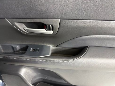 Used 2024 Toyota Grand Highlander AWD Hybrid image 18