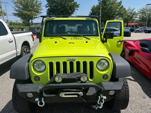 Used 2016 Jeep Wrangler Unlimited Sport w/ Connectivity Group AWD/4WD image 10
