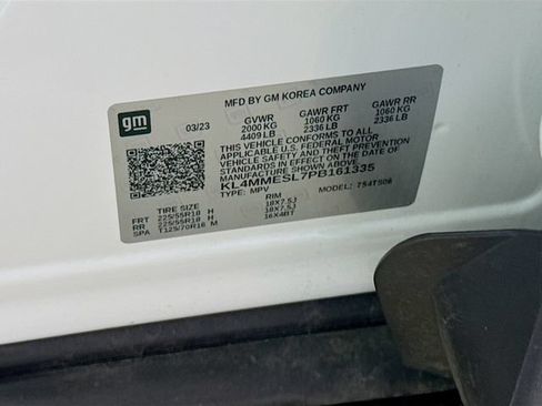 Used 2023 Buick Encore GX Select w/ Safety Package II AWD/4WD image 32