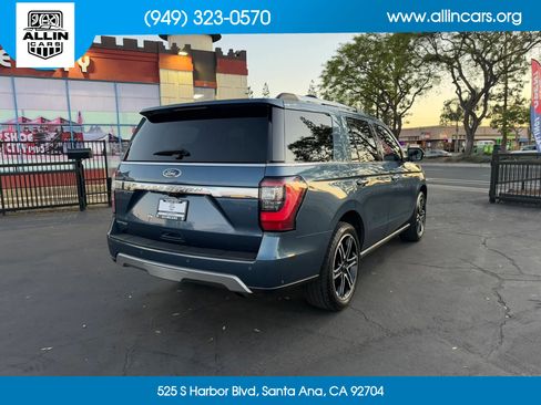 Used 2019 Ford Expedition Limited w/ Special Edition Package RWD image 4