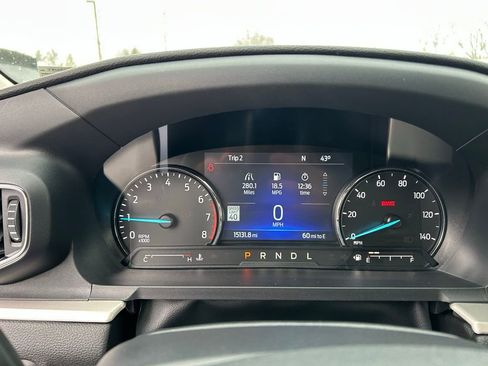 Certified 2022 Ford Explorer XLT w/ Equipment Group 202A image 25