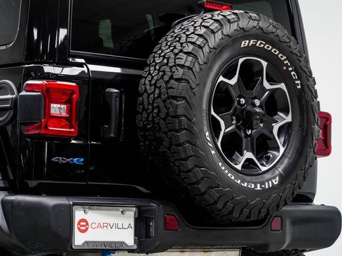 Used 2022 Jeep Wrangler Unlimited Rubicon 4xe w/ Steel Bumper Group AWD/4WD image 14