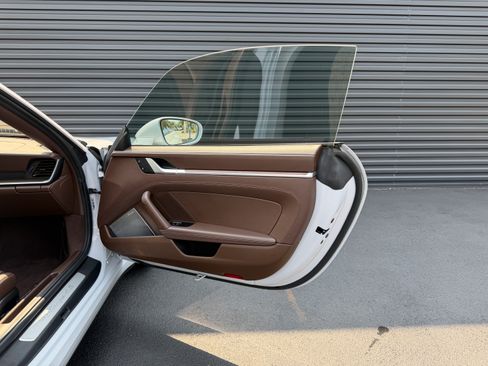 Certified 2024 Porsche 911 Targa 4S AWD/4WD image 23