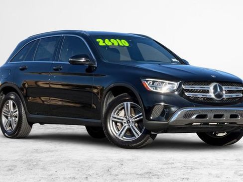 Used 2021 Mercedes-Benz GLC 300 image 2