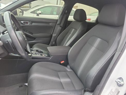 Used 2023 Honda Civic Sport image 17
