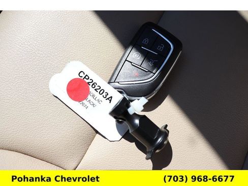 Used 2024 Cadillac XT4 Luxury w/ Cold Weather Package AWD/4WD image 35