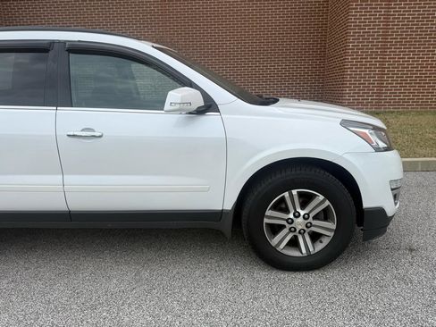 Used 2016 Chevrolet Traverse LT w/ Traveler's Package image 21