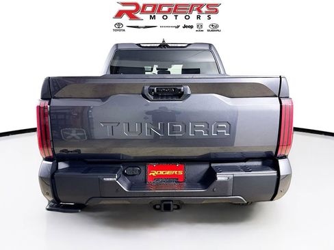 Used 2026 Toyota Tundra Limited AWD/4WD image 7