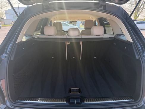 Used 2022 Mercedes-Benz GLC 300 4MATIC image 18