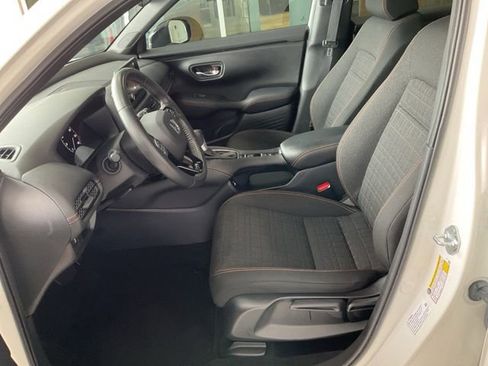 Certified 2023 Honda HR-V Sport image 4