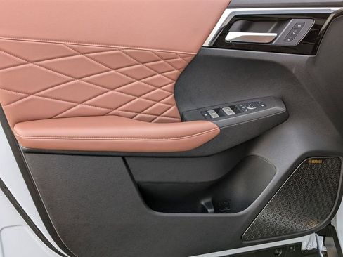 New 2026 Mitsubishi Outlander SEL image 14