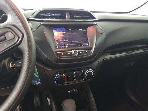 Certified 2023 Chevrolet TrailBlazer LS FWD image 18