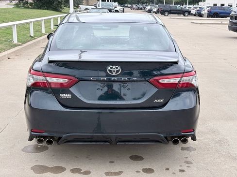 Used 2018 Toyota Camry XSE FWD image 5