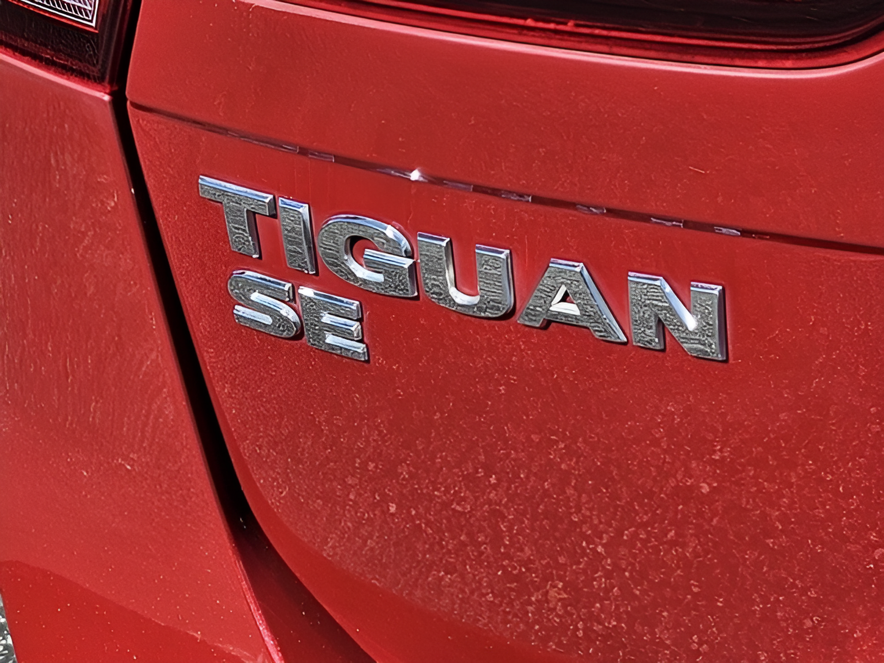 Used 2019 Volkswagen Tiguan SE w/ Panoramic Sunroof Package FWD image 32