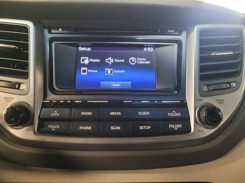 Used 2018 Hyundai Tucson SE FWD image 25