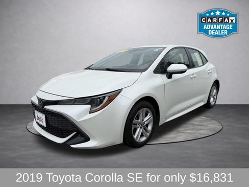 Used 2019 Toyota Corolla SE w/ Carpet Mat Package FWD image 6