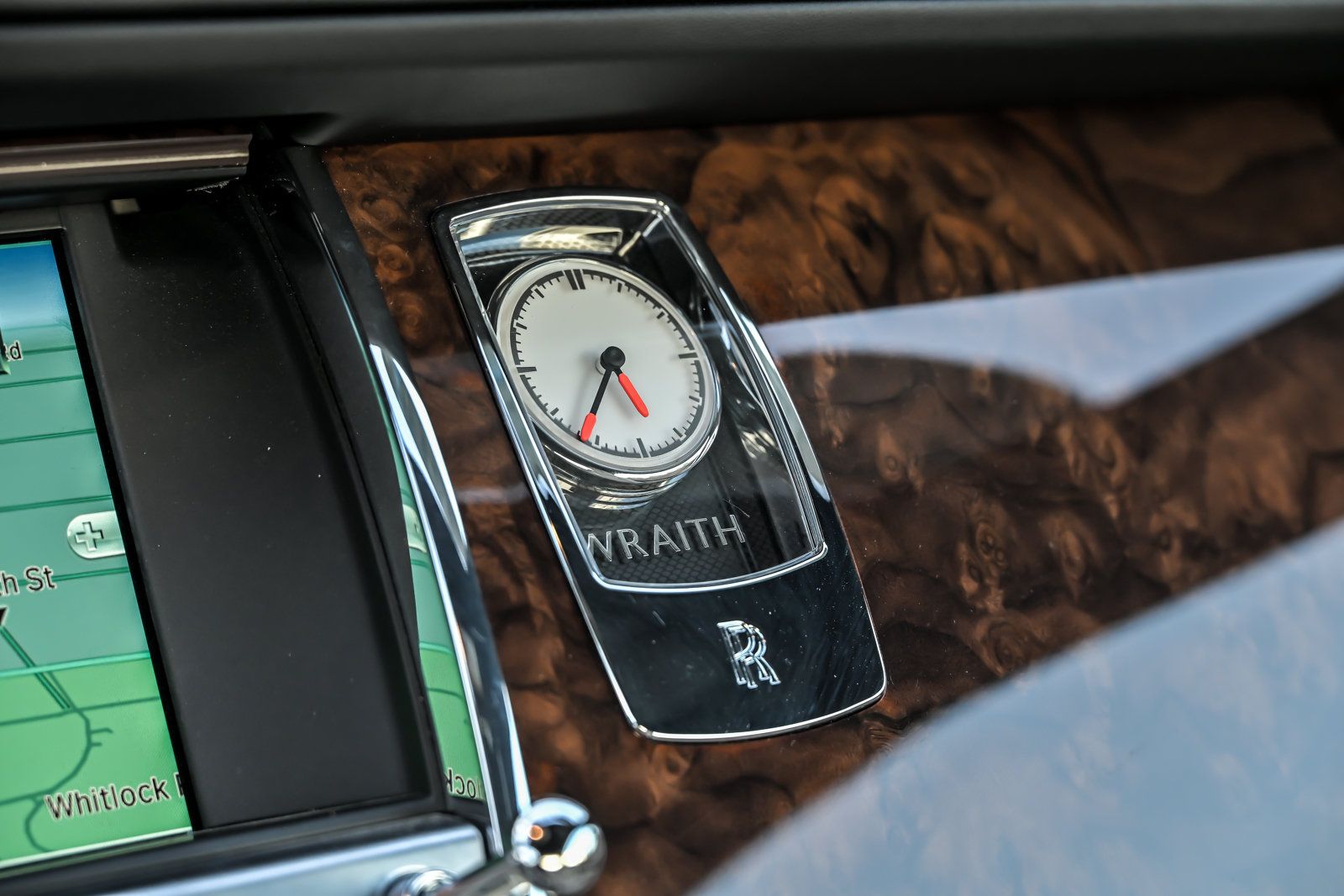 Used 2016 Rolls-Royce Wraith RWD image 38