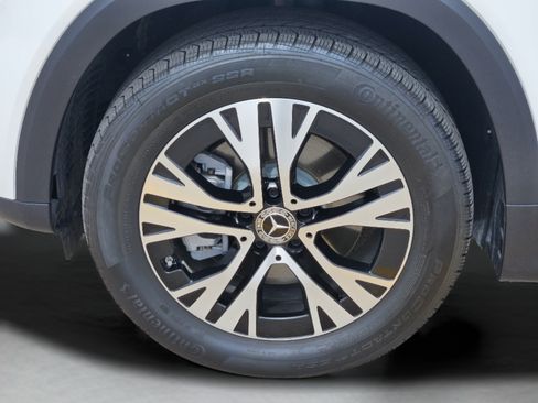 Certified 2026 Mercedes-Benz GLB 250 image 29