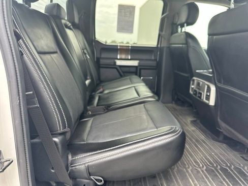 Used 2019 Ford F150 Lariat w/ Equipment Group 502A Luxury AWD/4WD image 25