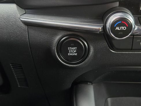 Used 2025 MAZDA MAZDA3 s FWD image 21