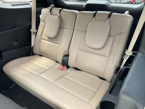 Used 2020 Ford Explorer Limited image 23